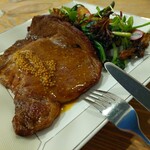 LODGE - 特選黒毛和牛A5の味わい深いリブロースステーキ