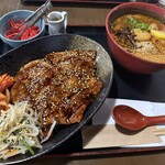 豚丼 大手門 - 