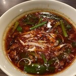人力俥 - 麻辣火鍋より麻婆より。肉がゴロゴロで旨辛！痺れる！