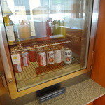 Honolulu International Airport JAL Sakura Lounge - ビール。スーパードライか一番搾りがほしいね