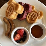 Makahiki - ミッキーのワッフル！（型売ってないかな）