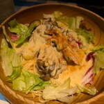 赤いどうくつ - サラダスパゲッティ　しめじとベーコン（コーンクリーム）