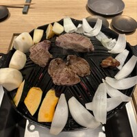 金山成吉思汗 - 