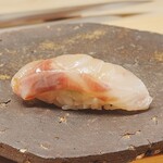 鮨しゅんじ - イサキ