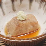 鮨しゅんじ - 鮪かまとろの角煮