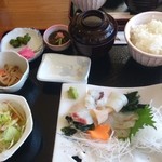 サン海楽 - 刺身定食