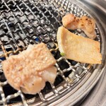 焼肉ホルモン はねいし - 