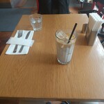 クリントン・ストリート・ベイキング・カンパニー - カフェラテ(アイス)