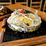 AT THE 21 - 分厚い！！丸くこんもりと盛り上がってます