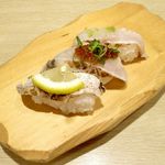 沼津魚がし鮨 流れ鮨 - 夏ふぐ3種食べ比べ ￥380