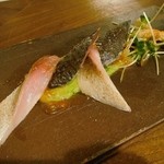 ヒロヤ - ゴマサバのカルパッチョ仕立て