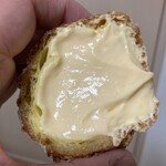 ロートンヌ - カスタードたっぷりシュークリーム