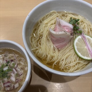 鯖昆布水つけそば