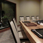 割烹 恵比寿 - 素敵なカウンター席。私、独り占めでした。