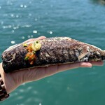 唐戸市場 活きいき馬関街 - 炙りシメサバ ¥500