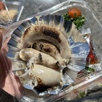 唐戸市場 活きいき馬関街 - 河豚白子焼き ¥500