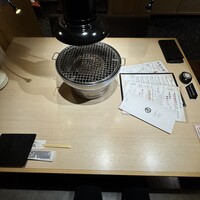 牛刺しと焼肉 仔虎 クリスロード店 - 