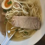 中華そば イデタ - チャーシューは2種類