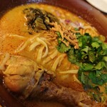 パーラー カオソーイ - 