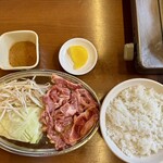 焼肉 東山食堂 本店 - 