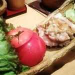 酒肴 福半 - 阿波尾鶏炭焼き＆アメーラトマト♪
