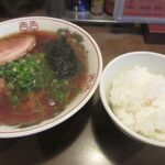 よろゐ家 - 料理写真:中華そば(850円)+ライス中(200円)