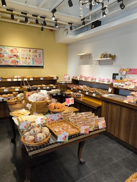 Boulangerie KAWA Honmachi Minami Ten photo 5