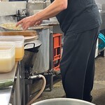 ラーメン凛 - ワンオペですがテキパキ、接客も完璧です