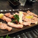 鶏焼いて蕎麦で〆る 個室居酒屋 鳥や - 