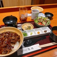 豚捨 KITTE丸の内店 - 