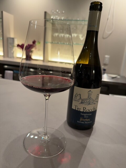 とってもエレガントで素敵なワインバーでした ∴ Bar à vin