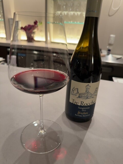 とってもエレガントで素敵なワインバーでした ∴ Bar à vin