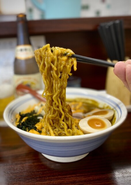カレーらーめん じぇんとる麺 弥生店 - 東室蘭（ラーメン）の写真