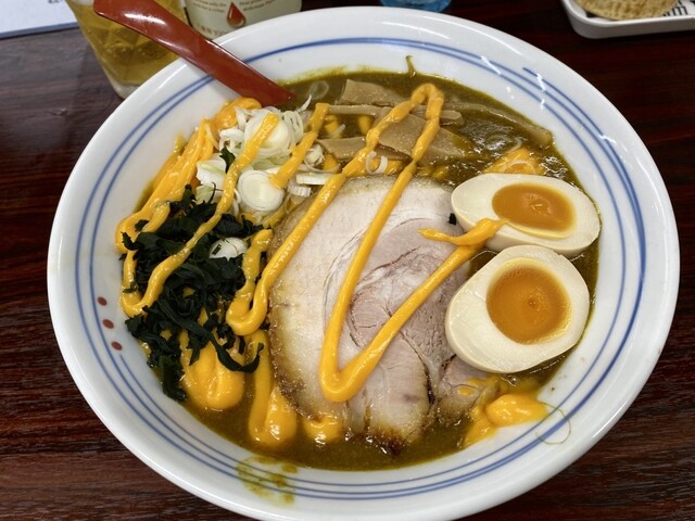 カレーらーめん じぇんとる麺 弥生店 - 東室蘭（ラーメン）の写真