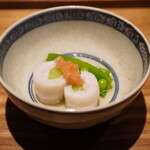 日本料理FUJI - ●先付け
      アスパラ 太刀魚巻き、スナップエンドウ