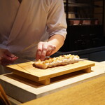 日本料理FUJI - 鉄串を抜く瞬間の小さなジュっとする音からも高ぶらせる期待。