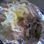 やけっぱち - ビールのつまみに最高☆豚耳塩焼