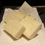 YORONIKU TOKYO AZABUDAIHILLS - ヒレカツサンドのパン