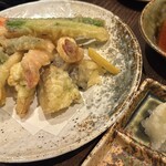 和食・焼き鳥 燈し火 - 