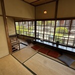 Dogo Yukemuri Cafe - 二樓的用餐區是和式房間！