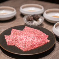 焼肉うしごろ - ザブトンのすき焼き トリュフ添え