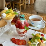 カフェ・ド・リオン パレット - 