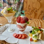 カフェ・ド・リオン パレット - 