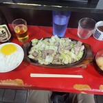 鉄板焼肉 大当り 本店 - 全景