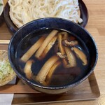 庄八 - 麺汁アップ