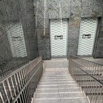 コム・シノワ - 地下にあります