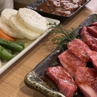 黒毛和牛焼肉 肉處 きっしゃん 西中島総本店 - 