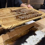 THE SUSHI GINZA 極 - 調理前のえび達