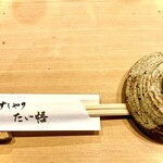 すしやのたい悟 - この日、北本のお店での昼カウンター席、私はラスト。両隣のお客様たちに恵まれた貴重な時間。私の身に余る稀なる組み合わせ。この場を借りて大将に感謝。