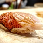 すしやのたい悟 - ◆握り／金目鯛　　【春駒（はるこま）】